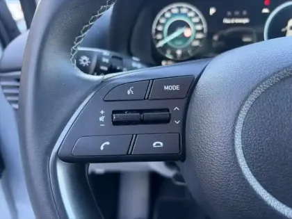 Photo 13 Hyundai I20  1.0 T-GDi 100ch Hybrid Creative DCT-7