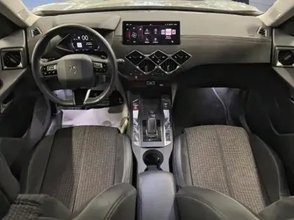 Photo 7 DS DS 3  1.2 PureTech 130ch Performance Line Automatique