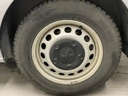 Photo 6 Peugeot Expert  Fg M 2.0 BlueHDi 145ch S&S Pack Asphalt EAT8