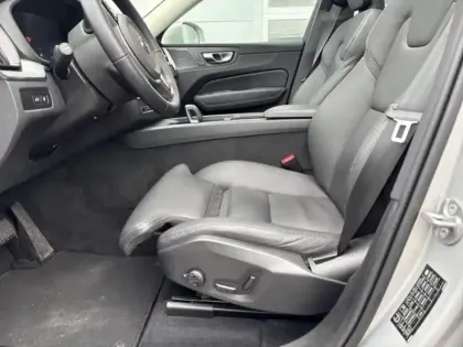 Photo 5 Volvo Xc60  T6 Hybride Rechargeable 253 + 145ch Ultra Style Chrome Geartronic 8 AWD