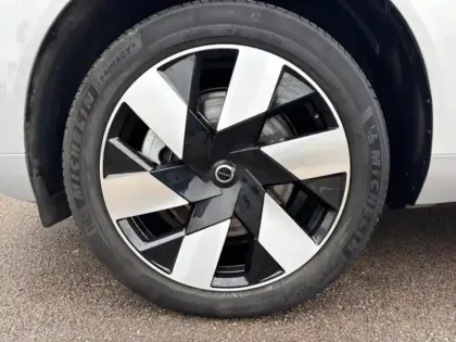 Photo 10 Volvo Xc60  T6 Hybride Rechargeable 253 + 145ch Ultra Style Chrome Geartronic 8 AWD