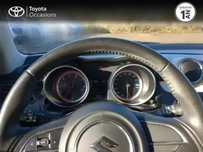 Photo 12 Suzuki Swift  1.2 Dualjet 90ch Privilège AllGrip Euro6d-T