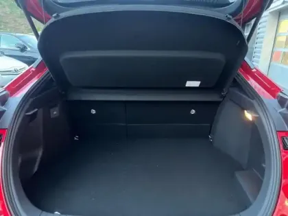 Photo 12 Toyota C-HR  2.0 Hybride Rechargeable 225ch Design MY25