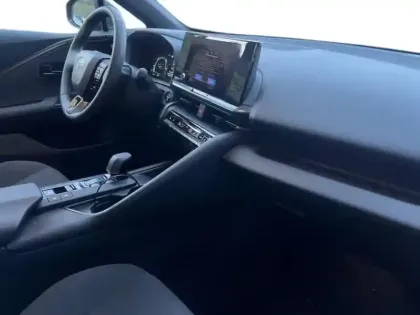 Photo 8 Toyota C-HR  2.0 Hybride Rechargeable 225ch Design MY25