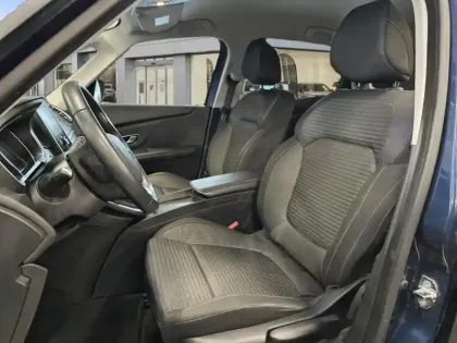 Photo 8 Renault Scenic  1.3 TCe 140ch FAP Intens