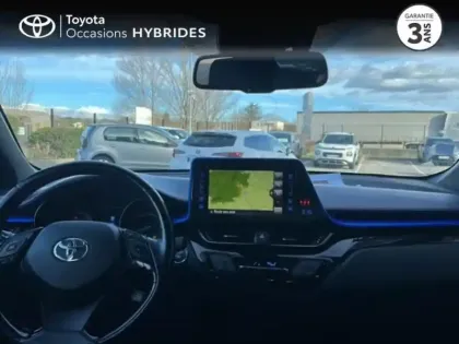 Photo 7 Toyota C-HR  122h Graphic 2WD E-CVT