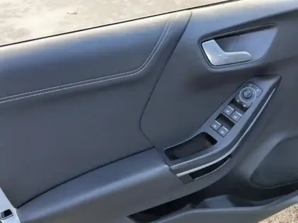 Photo 13 Ford Puma  1.0 Flexifuel 125ch S&S mHEV Titanium X