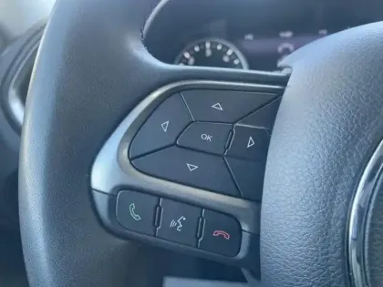 Photo 13 Jeep Renegade  1.6 MultiJet 130ch Limited MY21