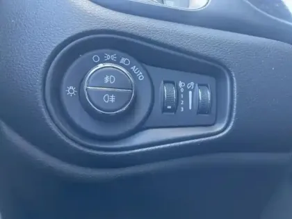 Photo 12 Jeep Renegade  1.6 MultiJet 130ch Limited MY21