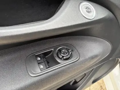 Photo 14 Fiat 500  e 118ch Icône