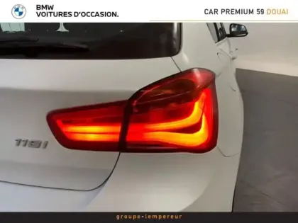 Photo 7 BMW Serie 1 Série 1 118iA 136ch UrbanChic 5p