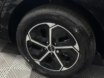 Photo 14 Kia Niro  1.6 GDi 129ch HEV Active DCT6