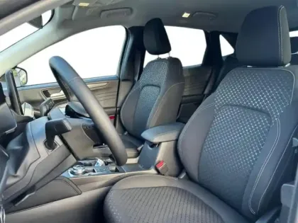 Photo 6 Ford Kuga  2.5 Duratec 180ch Hybrid FlexiFuel Titanium Business Powershift