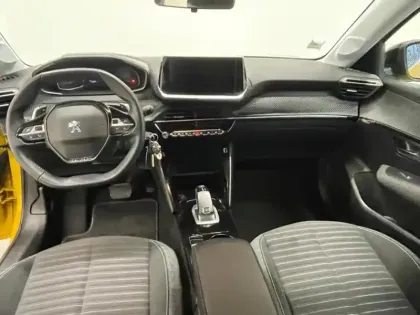 Photo 10 Peugeot 208  1.2 PureTech 100ch S&S Style EAT8