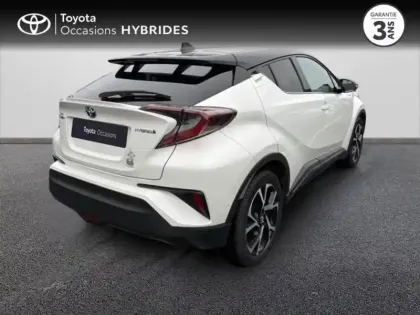 Photo 16 Toyota C-HR  122h Collection 2WD E-CVT RC18