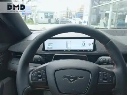 Photo 6 Ford Mustang  Mach-E 294ch Extended Range 91kWh Premium Propulsion