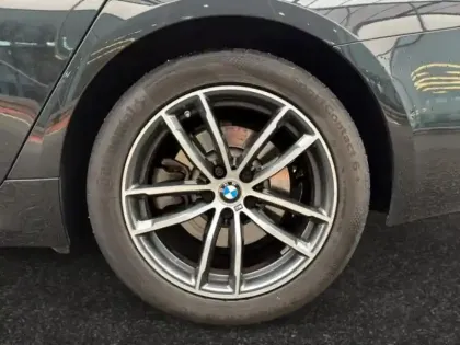 Photo 13 BMW Serie 5 Série 5 Touring 520dA 190ch M Sport Steptronic