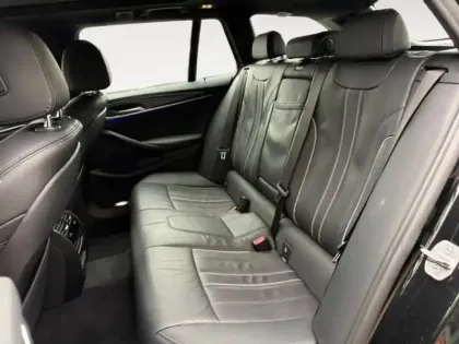 Photo 12 BMW Serie 5 Série 5 Touring 520dA 190ch M Sport Steptronic