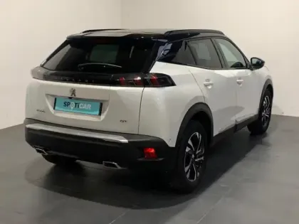 Photo 6 Peugeot 2008  1.2 130 GT EAT8 i-cockpit GPS Camera Full led