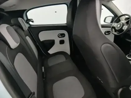 Photo 7 Renault Twingo  1.0 SCe 65ch Equilibre