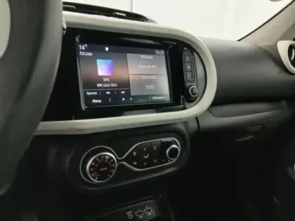 Photo 14 Renault Twingo  1.0 SCe 65ch Equilibre