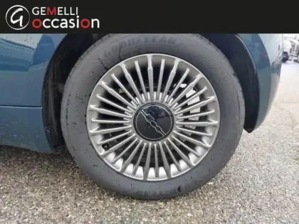 Photo 5 Fiat 500 C e 118ch Pack Style &Tech MY23