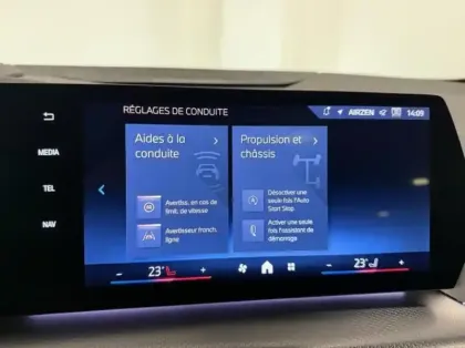 Photo 11 BMW Serie 2 Série 2 ActiveTourer 218i 136ch M Sport DKG7