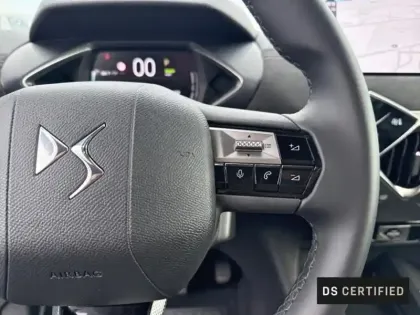 Photo 13 DS DS 3  E-Tense 156ch Edition France