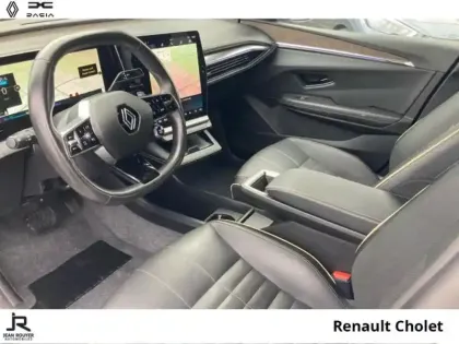 Photo 13 Renault Megane  E-Tech Electric EV60 220ch Iconic super charge -C