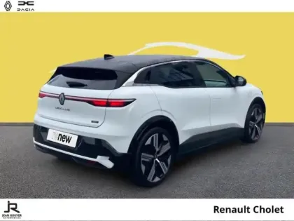 Photo 11 Renault Megane  E-Tech Electric EV60 220ch Iconic super charge -C