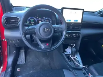 Photo 14 Toyota Yaris  Cross TOYOTA  CROSS 130H 2WD GR SPORT TECHNO MY25