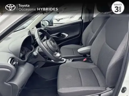 Photo 10 Toyota Yaris Gén. IV Ph1 Dynamic 5