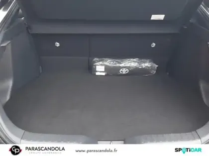 Photo 5 Toyota C-HR  1.8 Hybride 140ch Dynamic NG23