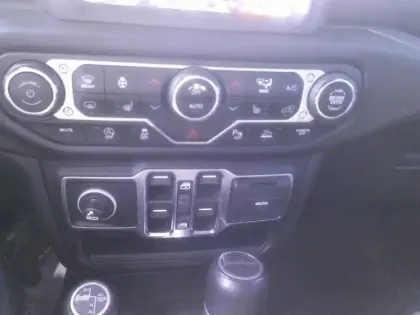 Photo 10 Jeep Gladiator  3.0 V6 Multijet 264ch Overland Launch Edition 4x4 BVA8