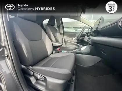 Photo 5 Toyota Yaris  116h Design 5p Pack Confort