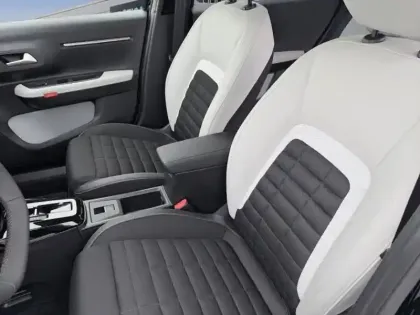 Photo 8 Citroën C3 Aircross  1.2 Hybride 145ch MAX