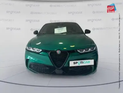 Photo 16 Alfa Romeo Tonale  1.5 Hybrid 160ch Tributo Italiano TCT