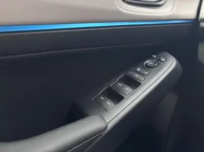 Photo 12 Honda HR-V  1.5 i-MMD 131ch e:HEV Advance Style