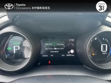 Photo 5 Toyota Yaris  Cross 116h Design Pack Cargo