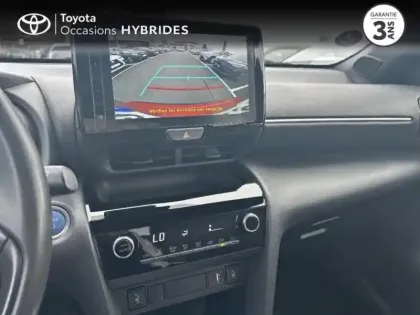 Photo 6 Toyota Yaris  Cross 116h Design Pack Cargo