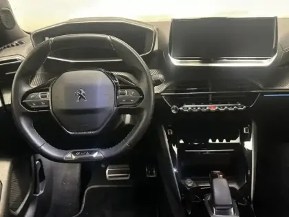 Photo 7 Peugeot 2008  e- 136ch GT