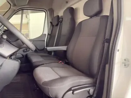 Photo 11 Renault Master  Fg F3300 L2H2 2.3 Blue dCi 135ch Grand Confort Euro6