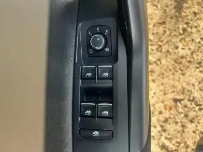 Photo 12 Volkswagen Polo  1.0 TSI 95ch Edition 50 DSG7