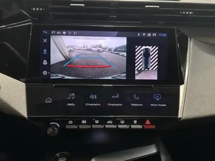 Photo 10 Peugeot 308  1.2 130 Allure EAT8 i-cockpit Camera Carplay Led