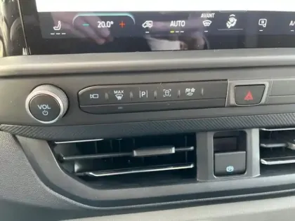 Photo 13 Ford Custom Gén. II Ph1 Limited 1