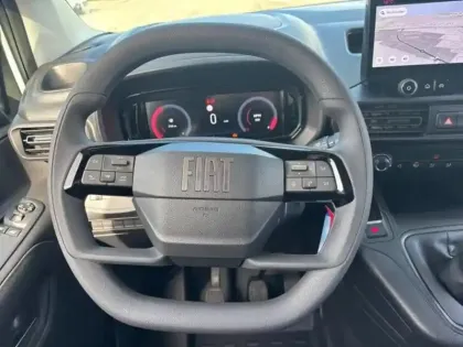 Photo 11 Fiat Doblo  Fg M 650kg BlueHDi 100ch S&S Pack Premium Connect