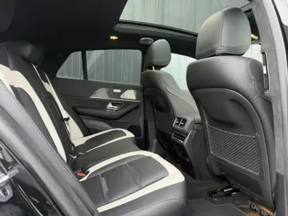 Photo 10 Mercedes Classe E AMG 63 S 4MATIC+