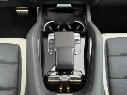 Photo 13 Mercedes Classe E AMG 63 S 4MATIC+