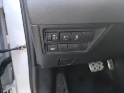 Photo 19 Toyota Yaris Hybride 1.5 HYBRID 116H GR SPORT AUTO 116 ch