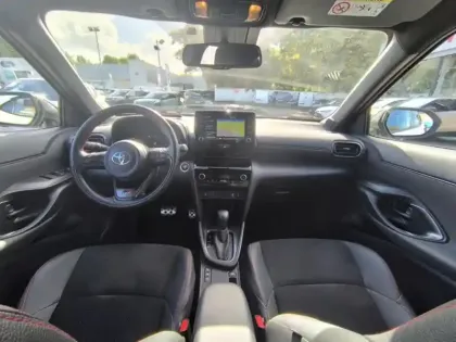 Photo 10 Toyota Yaris Hybride 1.5 HYBRID 116H GR SPORT AUTO 116 ch